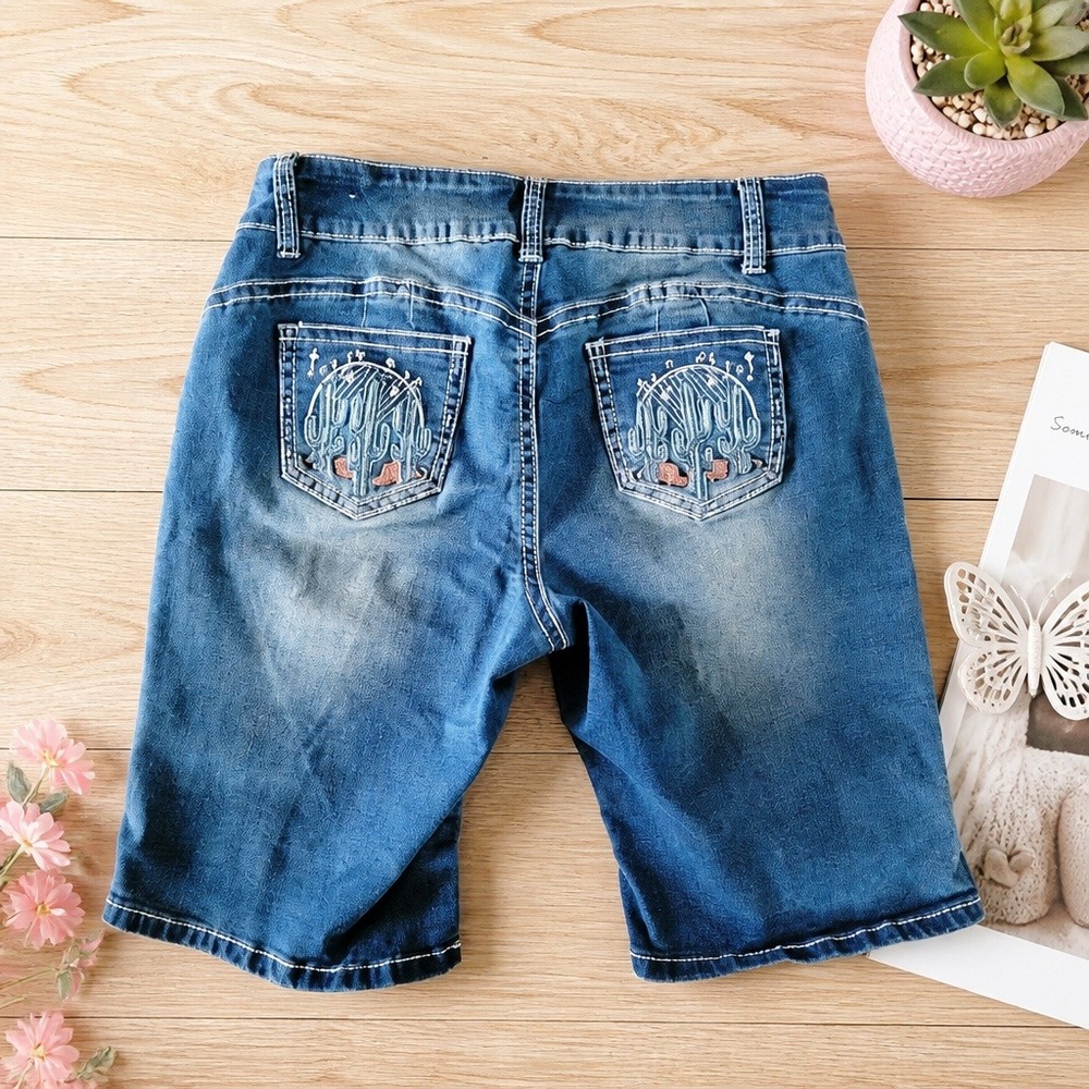 Lilac Sunset Womens 16 Blue Embroidered Cactus Denim Bermuda Shorts Size XL